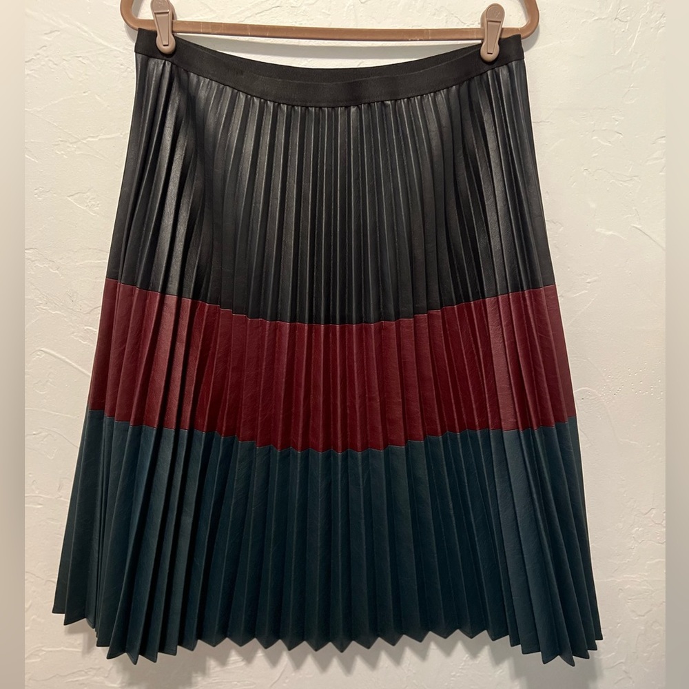 BCBG Maxazria Elsa faux leather pleated skirt